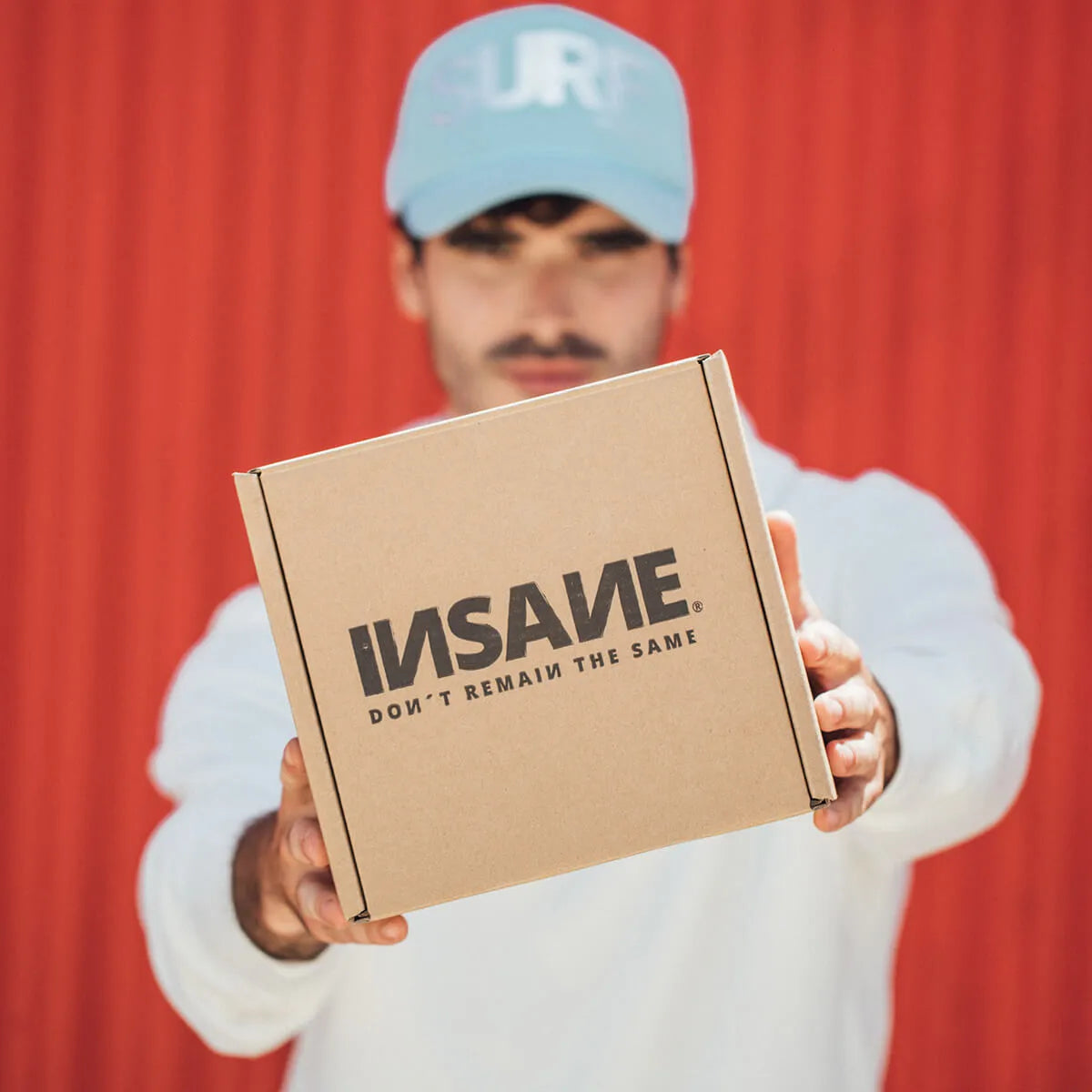 FREE TRUCKER CAMEL & NAVY CAP